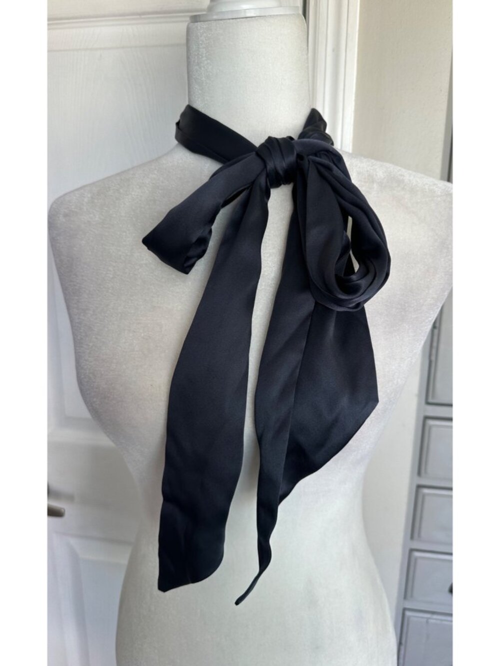 J Crew Navy Silk Neck Tie Scarf 100% Silk One Size Versatile Bow Feminine